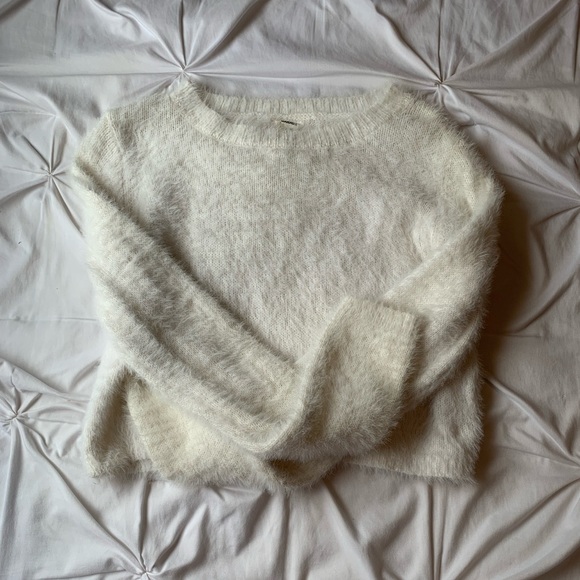Garage Sweaters | Garage Fuzzy Cropped Sweater | Color: Cream/White | Size: S | Eliecacc's Closet